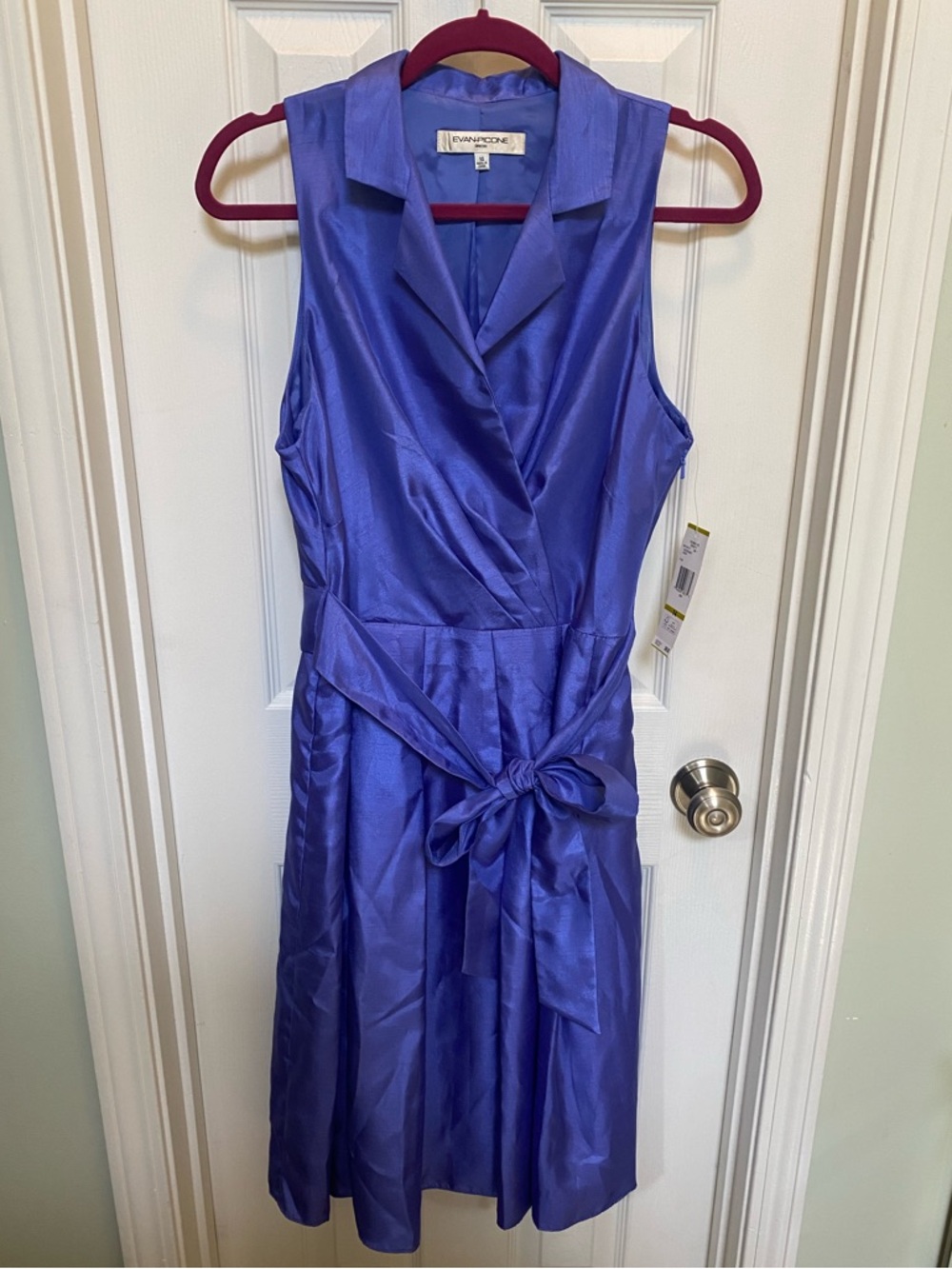 NWT Evan Picone Sleeveless Paisley Blue/purple Wrap Dress